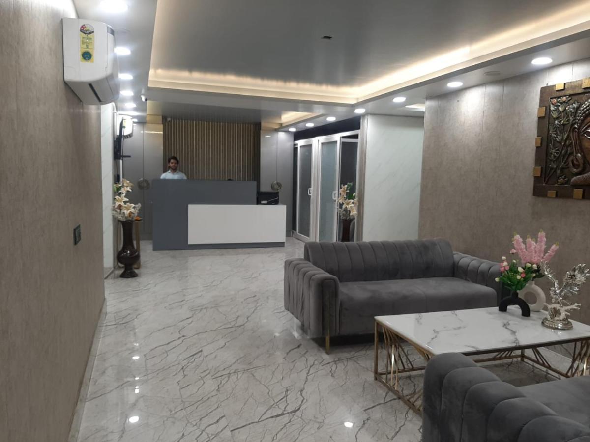Karan Holidays Delhi  Exterior photo