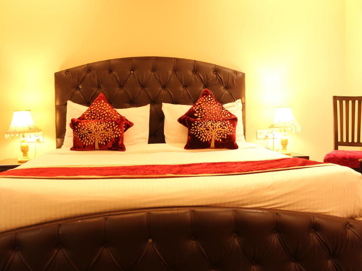 Karan Holidays Delhi  Exterior photo