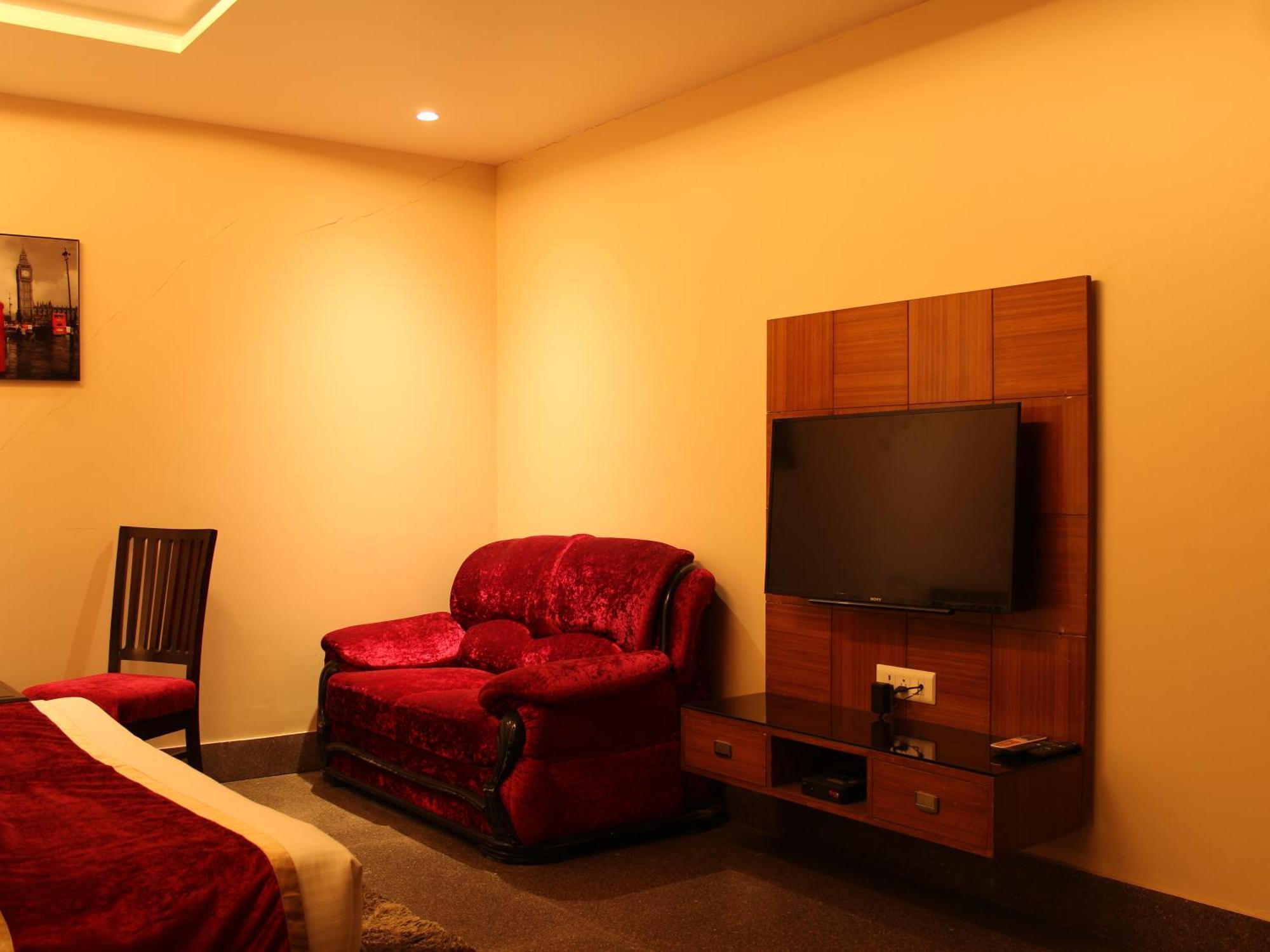 Karan Holidays Delhi  Exterior photo